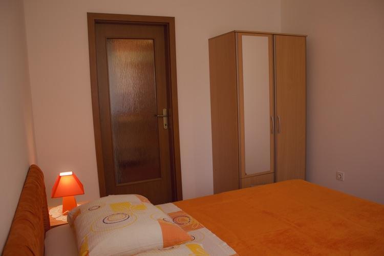 Apartment And Room Daria Vis Island Exteriör bild